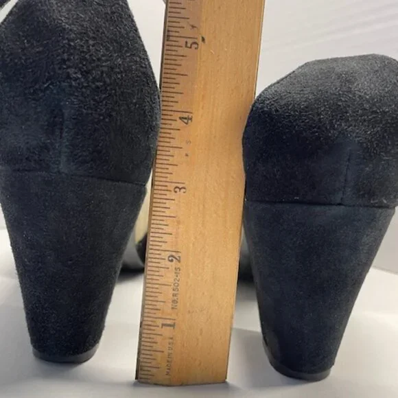 Black Suede Earthies are a must for looking retro cute!! - Picture 4 of 4